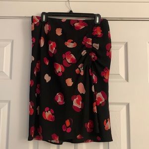 Medium Cabi Skirt, medium with back zipper